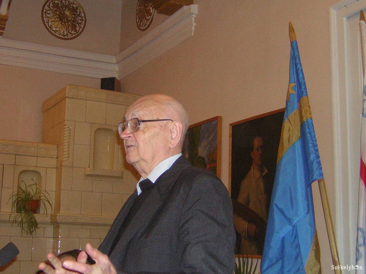 &bullet;  Fotó: Létai Tibor