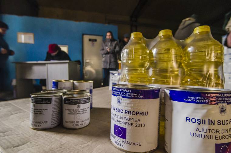 Élelmiszerosztás kérdőjelekkel