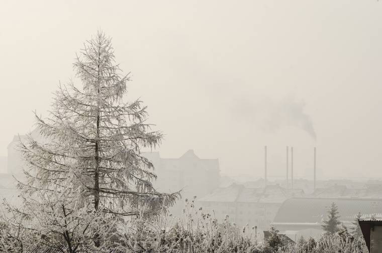 Enyhe, csapadékmentes idő várható