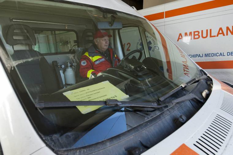 Súlyos autóbaleset Dálnok közelében