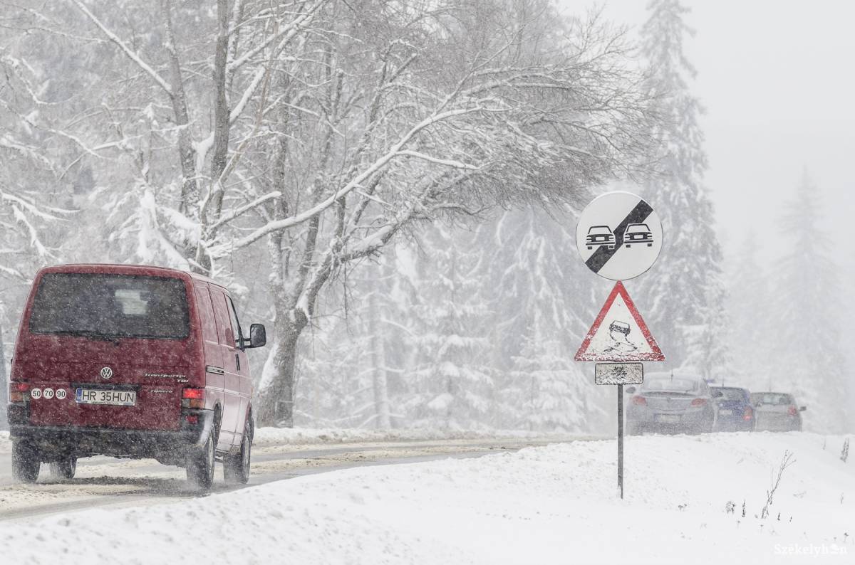 Az előrejelzés szerint havazni fog és felerősödik a szél. Illusztráció •  Fotó: Veres Nándor