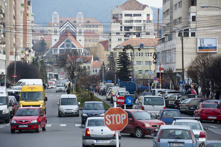 Gyűlnek a javaslatok Csíkszereda autós forgalmának javítására