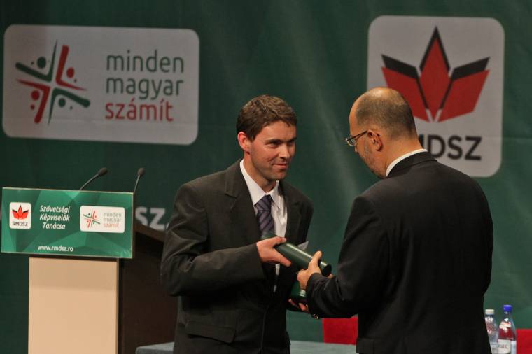 Ezüstfenyő díj Madéfalva polgármesterének