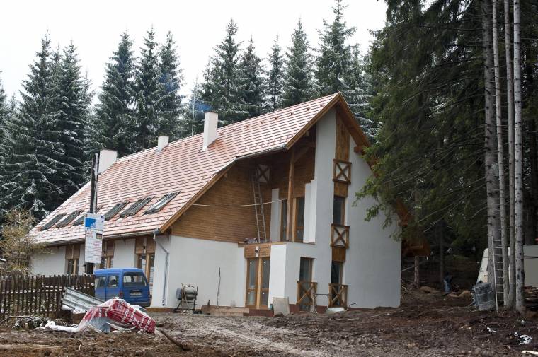 Uniós pályázatokkal Büdösfürdőért