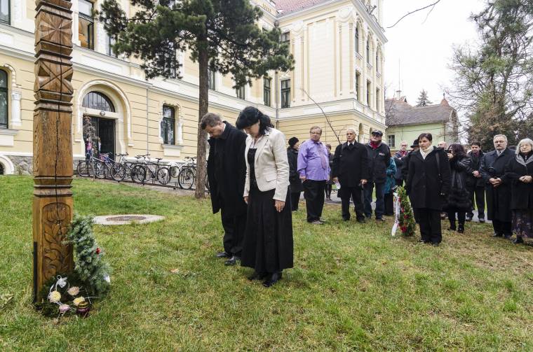 Emlékidézés a gimnáziumban