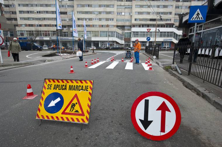 Elköltöztetett gyalogátkelők