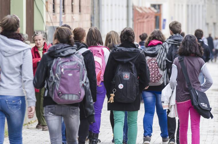 A hiányzások több mint fele igazolatlan