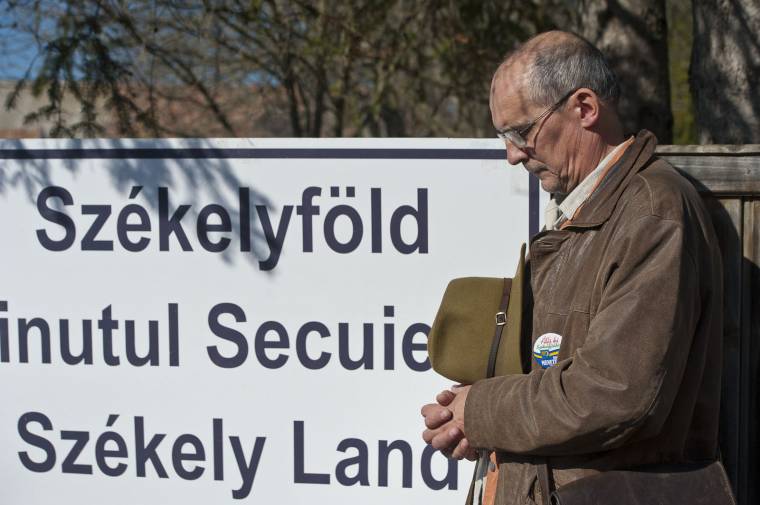 Az RMDSZ-nek tulajdonított autonómiatervezetet ismertettek