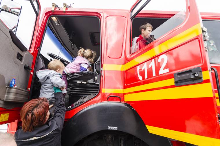 Gyakorlat helyett nyílt kapuk