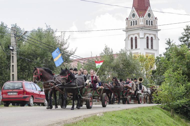 Hagymaszüret Madéfalván