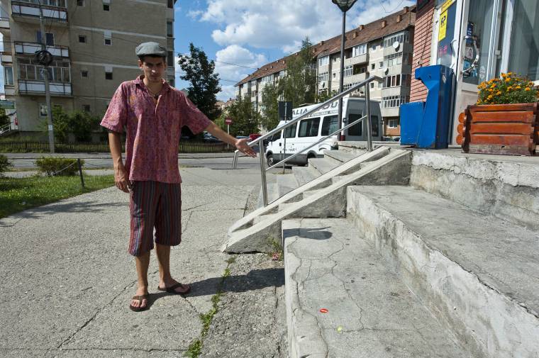 Rendőri erőfitogtatásra panaszkodik egy fiatal