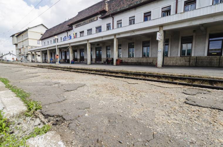 A város kapuja, a város szégyene