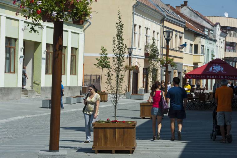 Rövidesen véget ér a csíkszeredai Petőfi utca felújítása