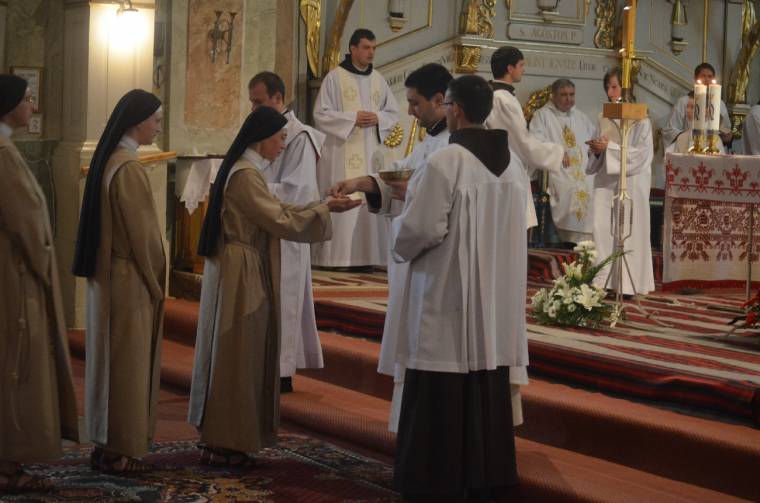 Megosztani az isteni ajándékot