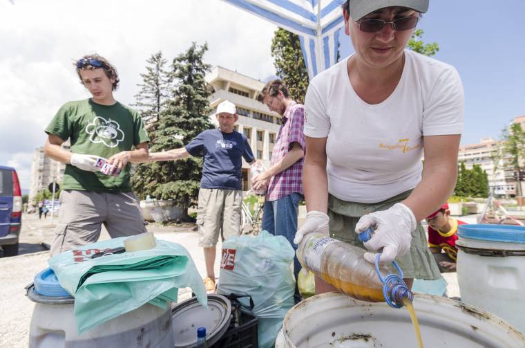 Nagy olajgyűjtés: 7200 liter olaj négy év alatt
