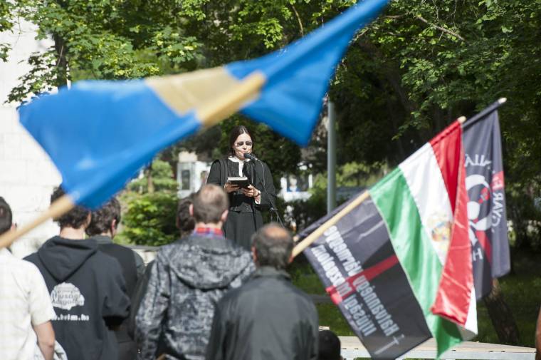 Megingathatatlan a szebb jövőbe vetett hit