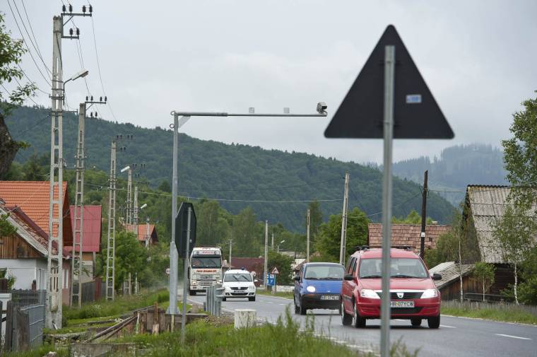 Duplájára emelnék az útadómatrica hiánya miatt kiróható bírságot