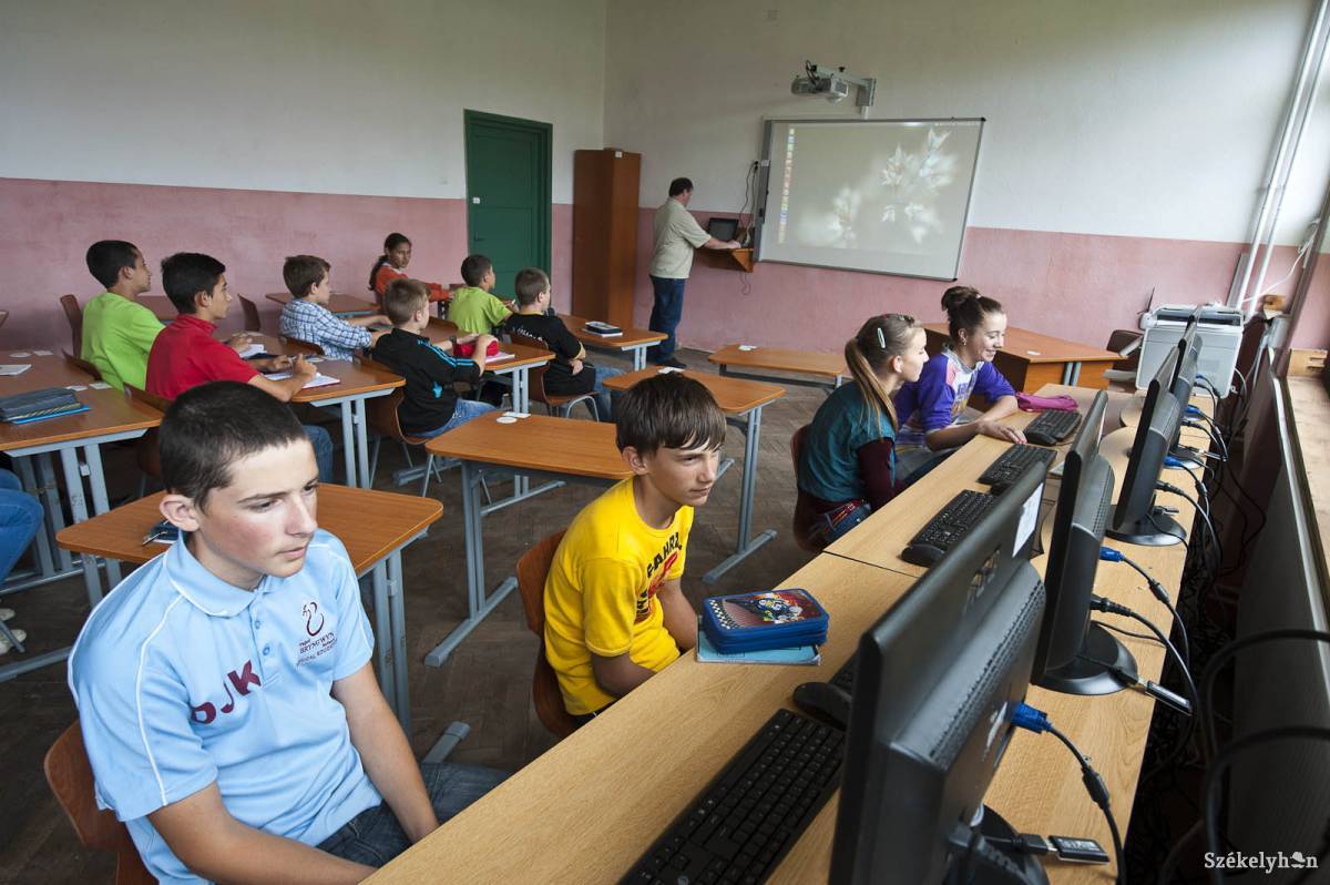 &bullet;  Fotó: Kristó Róbert