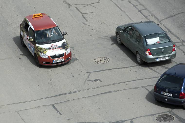 Megint itt az idő, amikor fedezik a sofőrkönyv költségeit