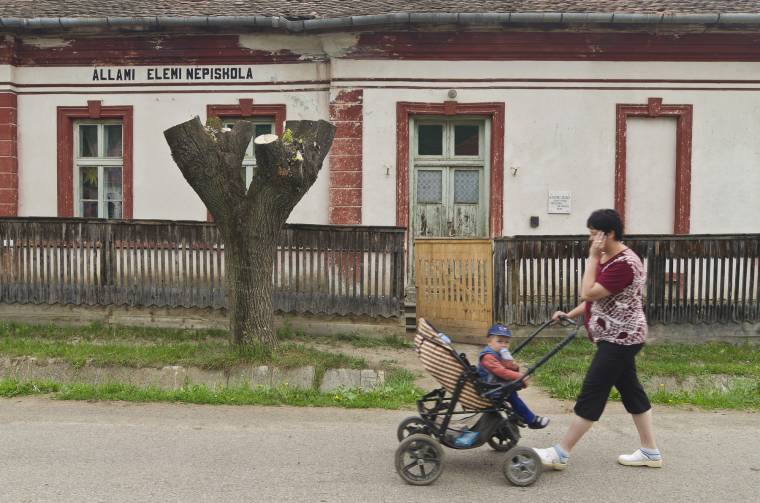 Az önkormányzatok rendelkezésére bocsátaná a használaton kívüli iskolaépületeket a tanügyminisztérium