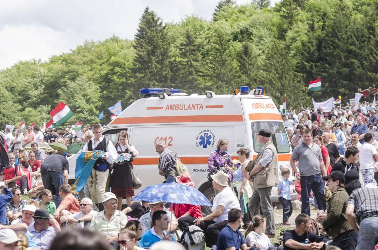 Bokaficammal, bokatöréssel kerültek sokan kórházba