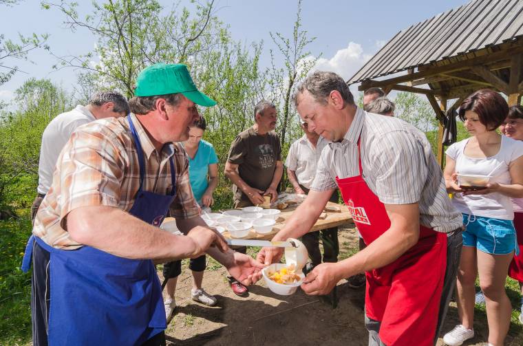 Hagyományőrző majális Cibrefürdőn