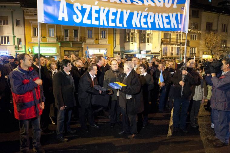 Nem engedélyezték a felvonulást, de lesz megmozdulás