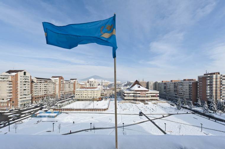 Helyükön maradnak a székely zászlók