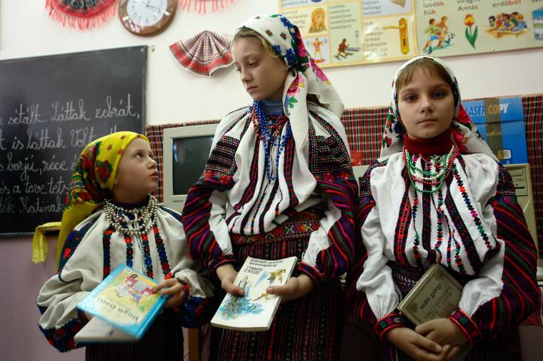 Normalitást szeretne az RMPSZ a csángó oktatási programban