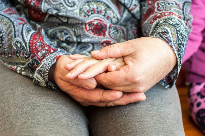 Négy testvér halála után állami gondozásba helyezték a család egyetlen életben maradt gyermekét