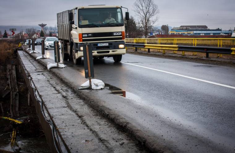 Homokzsákok egy hónapja