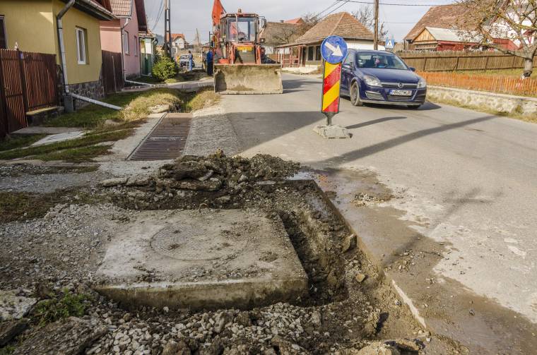 Dolgoznak a hibák kijavításán Szentléleken
