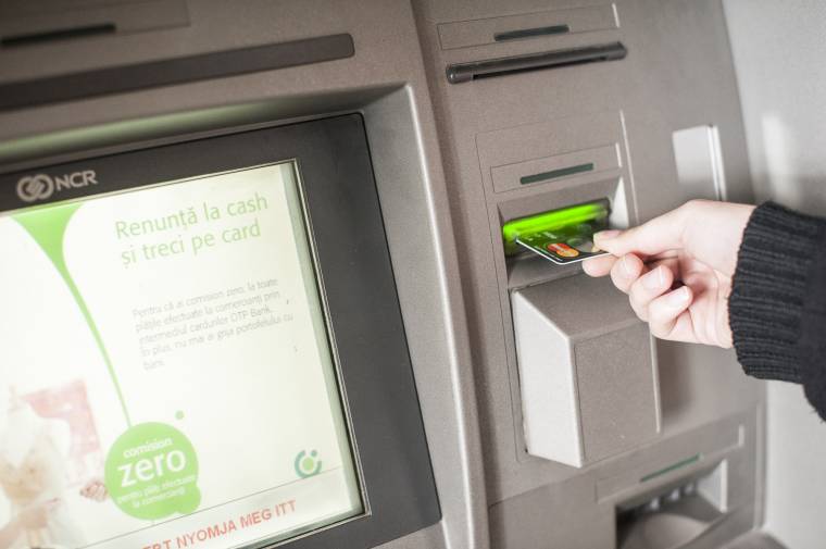 OTP: hamarosan lehet a bankautomatákhoz fáradni az oktatási-nevelési támogatásért