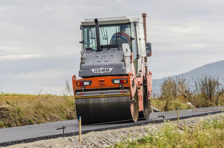 Ezeket a megyei útszakaszokat javítanák, illetve újítanák fel Csíkszéken