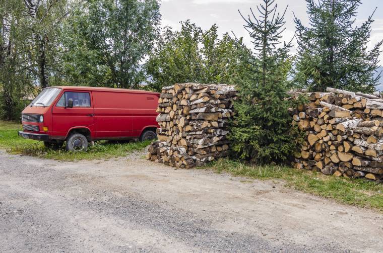 Késik az utcák aszfaltozása