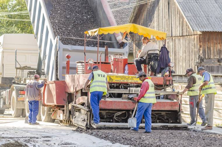 Itt folytatják kedden az útjavítást Gyergyószentmiklóson