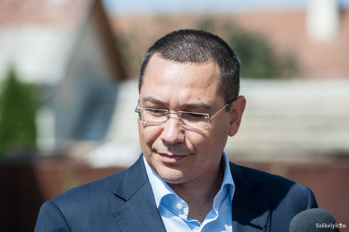 Victor Ponta. Nem távolodott el a politikai élettől •  Fotó: Kristó Róbert