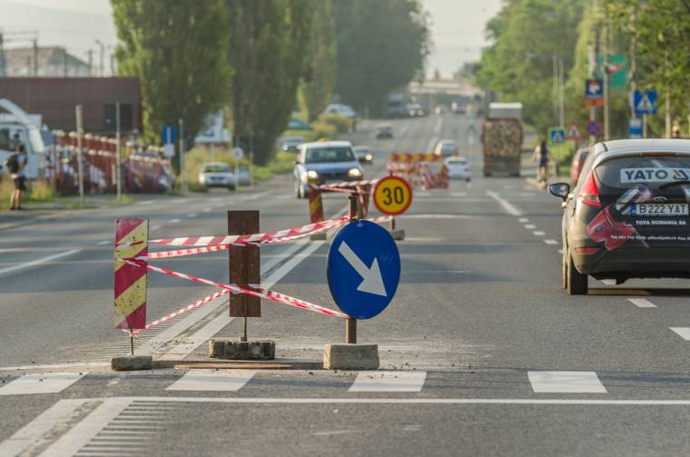 Megtalálták az esővízcsatorna hibáját a Brassói úton