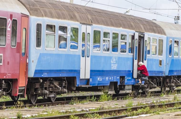 Kisiklott a Bécsből érkező Dacia nemzetközi gyorsvonat Brassó megyében