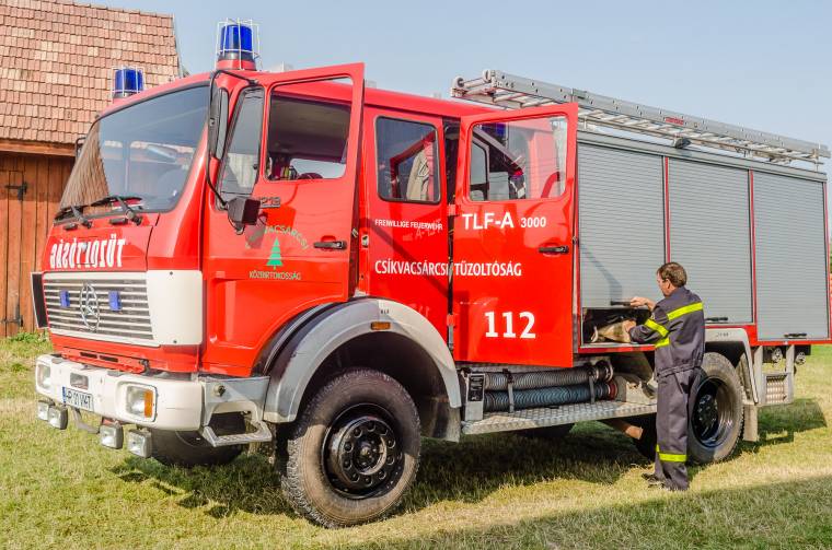 Lányok is csatlakoztak a tűzoltókhoz