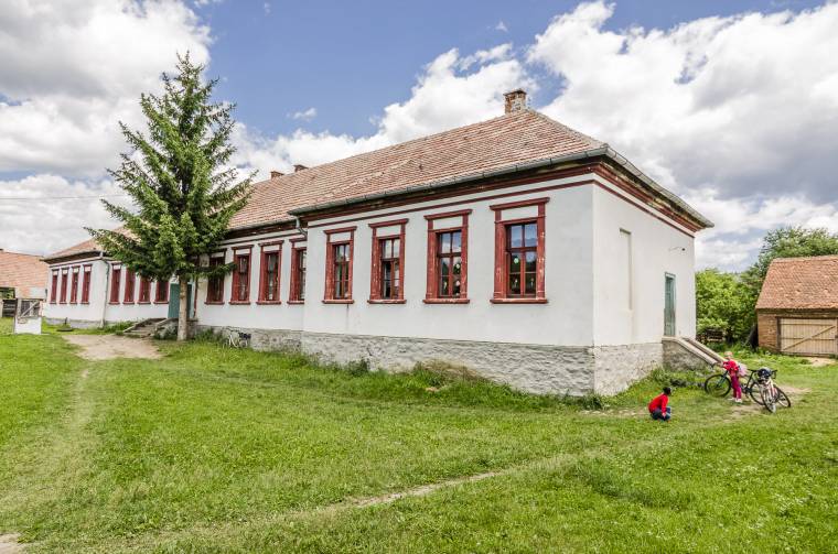 Fokozatosan újítják fel az iskolákat