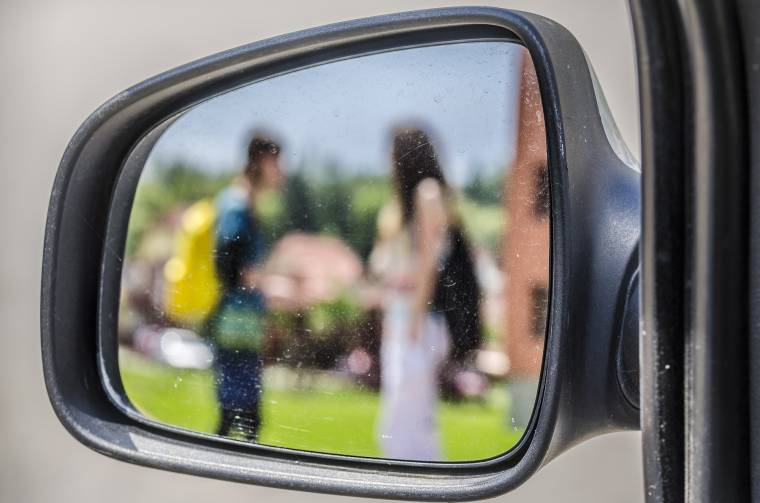 Csalással vádolják a gyermekpornográfia-ügy gyanúsítottját