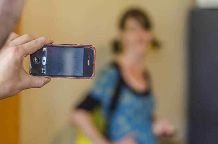 Előzetes letartóztatásba helyeztek egy Maros megyei férfit gyermekpornográfia miatt