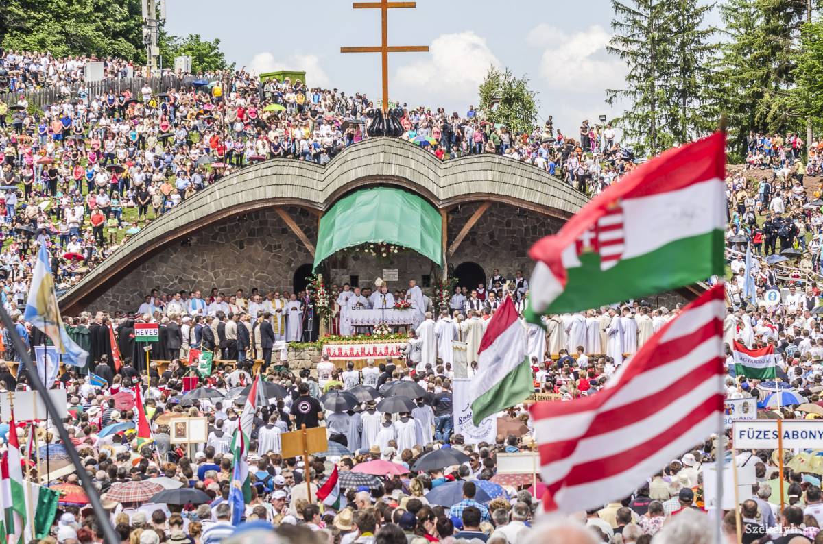 &bullet;  Fotó: Veres Nándor