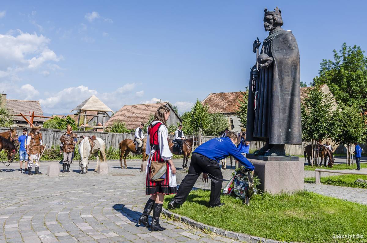 &bullet;  Fotó: Veres Nándor