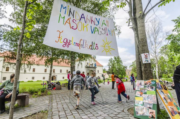 Megtapasztalható a fogyatékkal élők világa