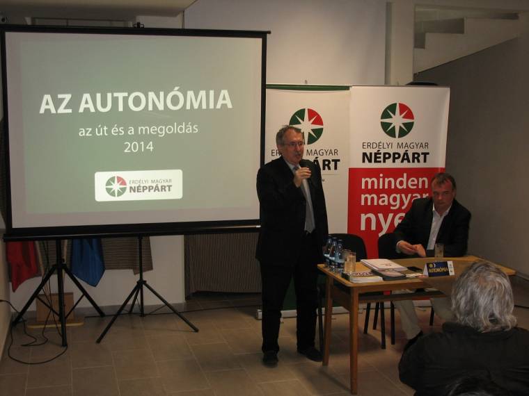 Autonómia a közösség erejével