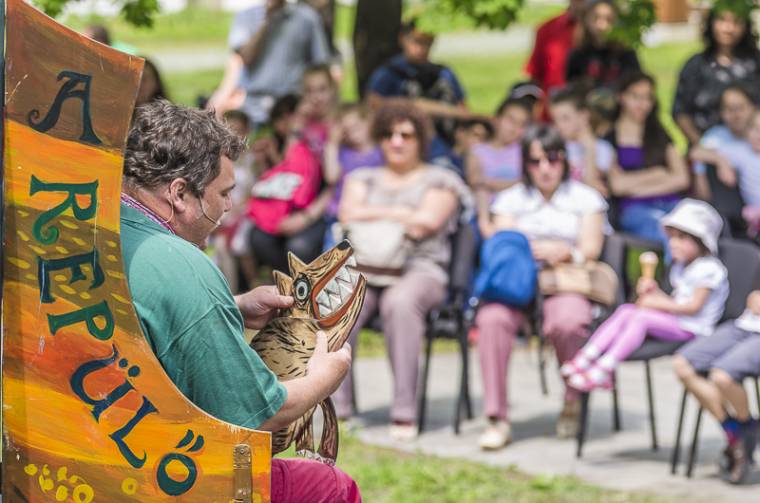 Lurkó Fesztivál Csíkszeredában minőségi előadásokkal, színházi ínyencségekkel
