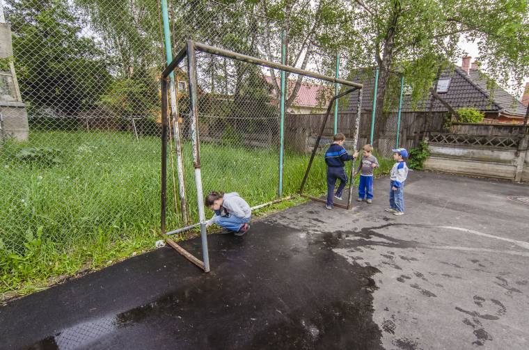 Baleset a sportpályán