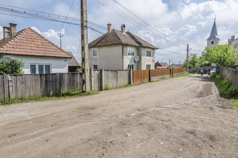 Folytatódik a csatornázás Tusnádon